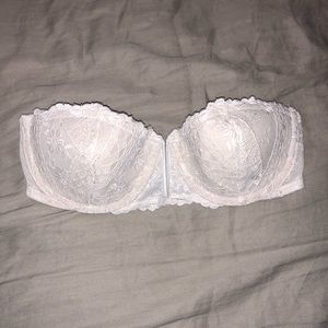 VS One-of-a-kind Strapless Lace Bra 32C